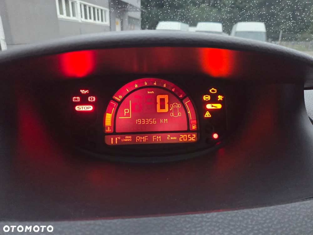 Renault Modus - 27