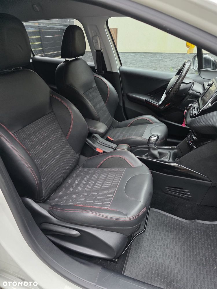 Peugeot 2008 PureTech 110 Stop&Start GT-Line Edition - 14