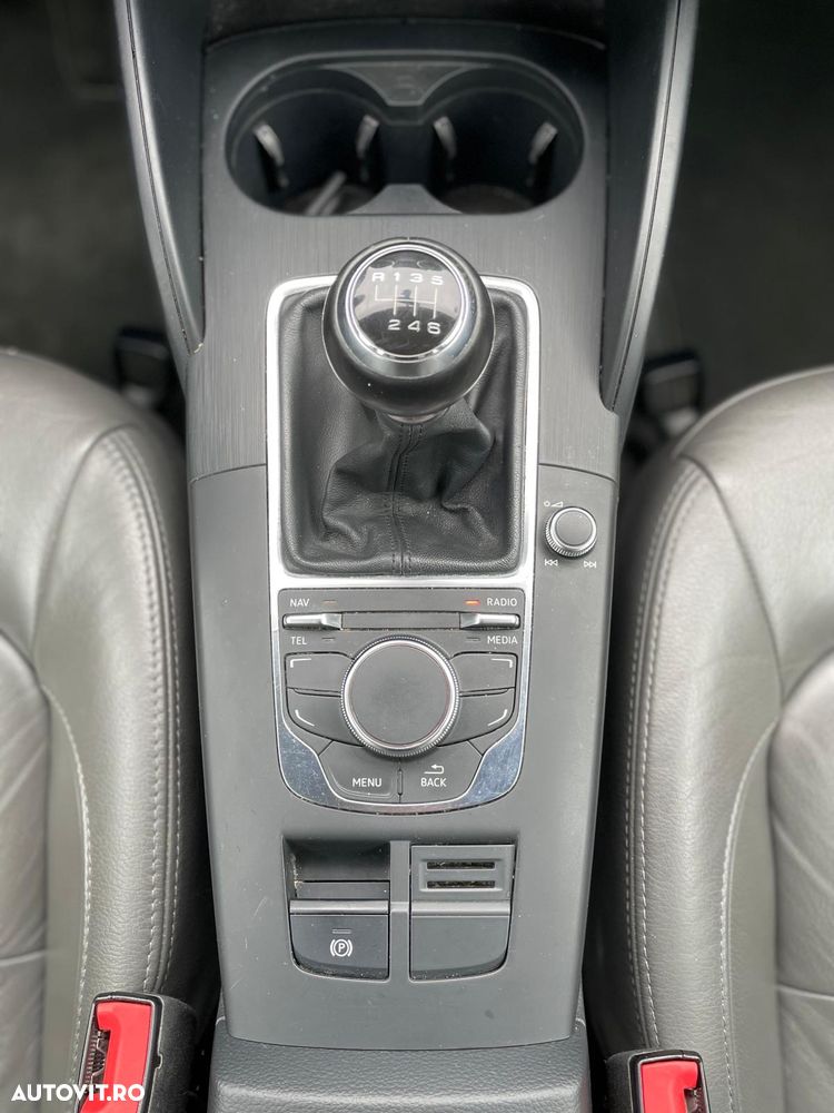 Audi A3 1.4 TFSI ack Ambiente - 10