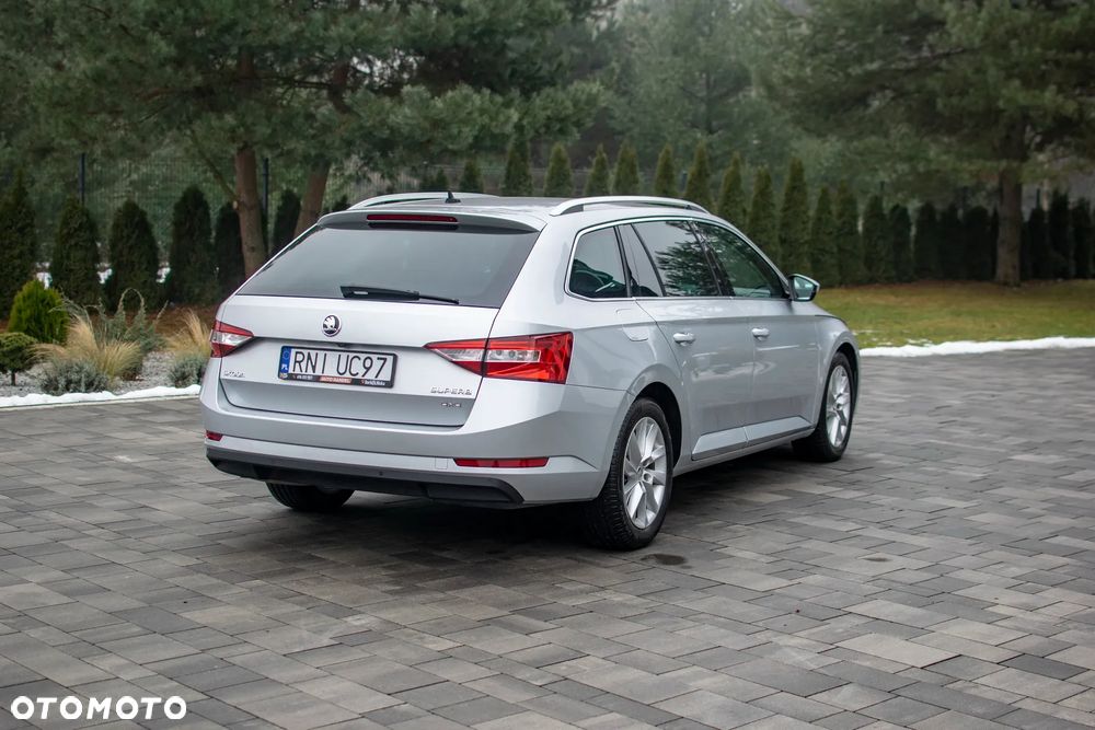 Skoda Superb - 21