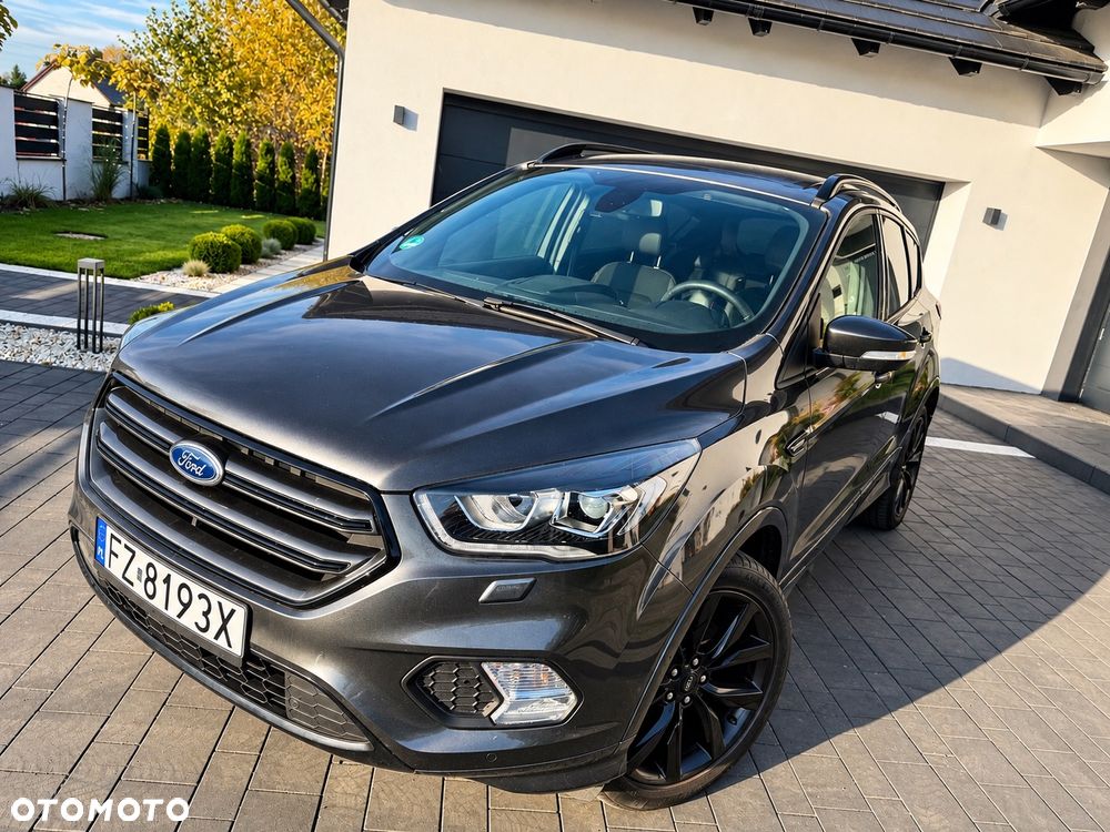 Ford Kuga - 4