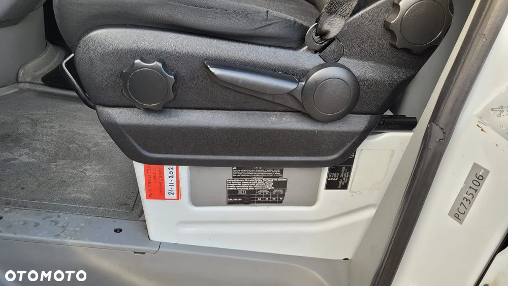 Mercedes-Benz Sprinter - 30