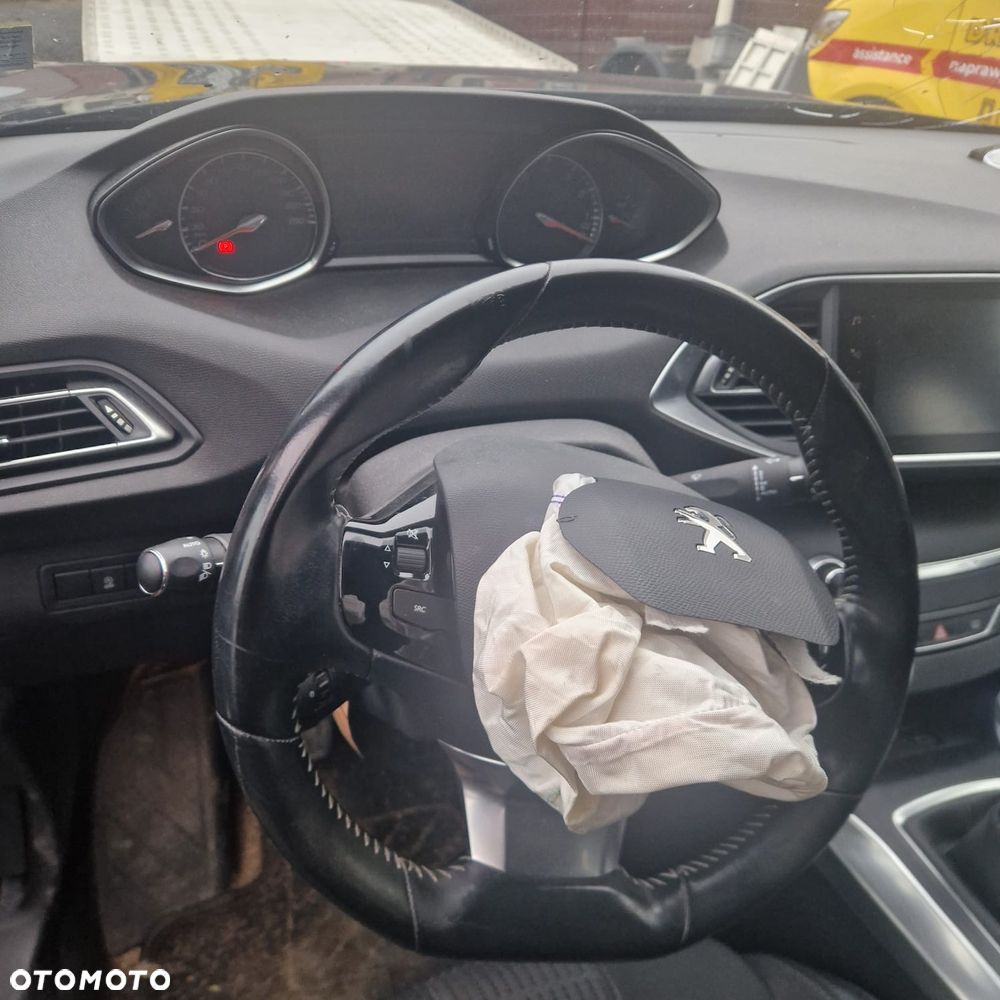 Peugeot 308 - 13
