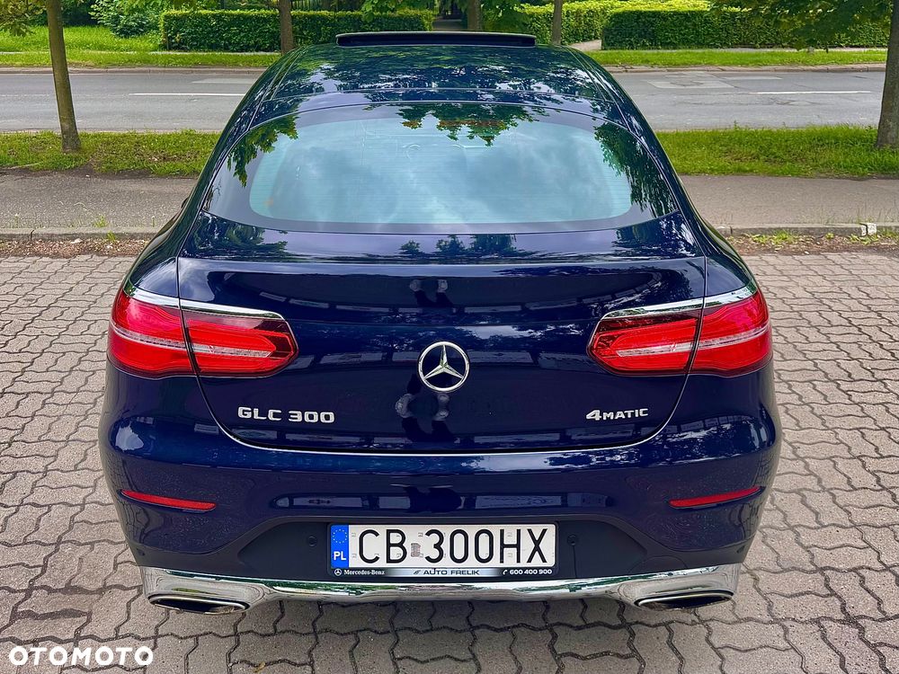 Mercedes-Benz GLC 300 4-Matic - 3
