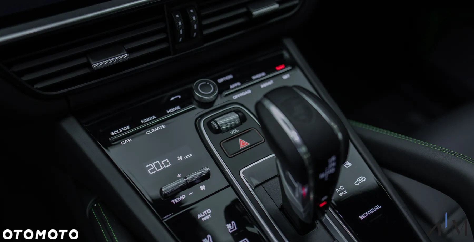 Porsche Cayenne - 30