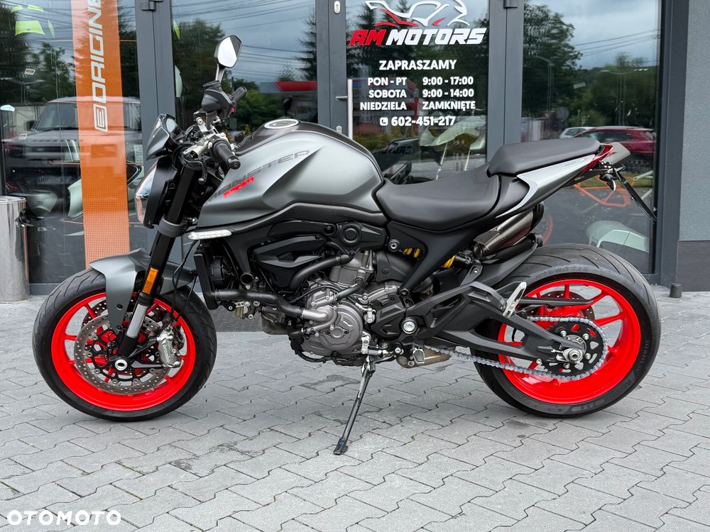 Ducati Monster - 30