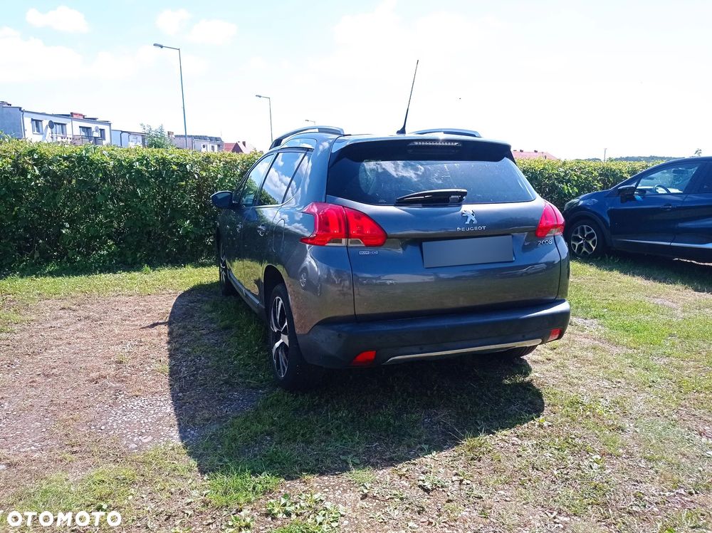 Peugeot 2008 - 6