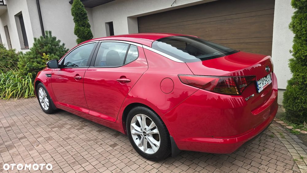 Kia Optima - 5