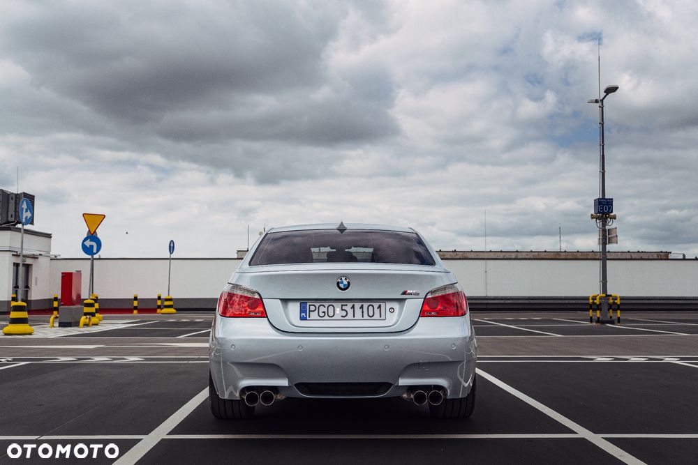 BMW M5 - 5