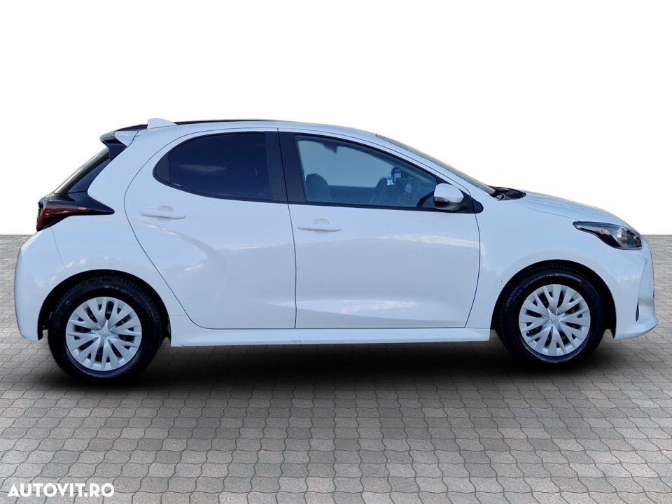 Toyota Yaris - 7