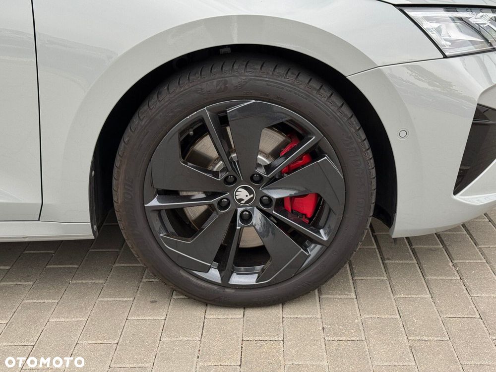 Skoda Octavia 2.0 TSI RS DSG - 35