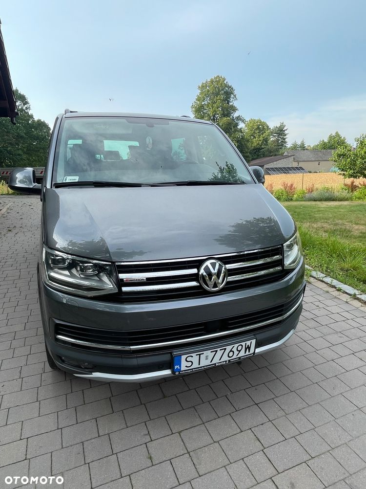 Volkswagen Multivan - 1
