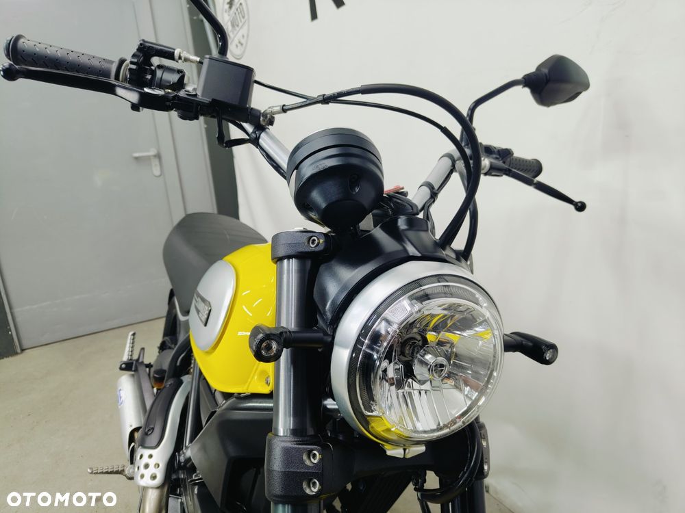 Ducati Scrambler - 4