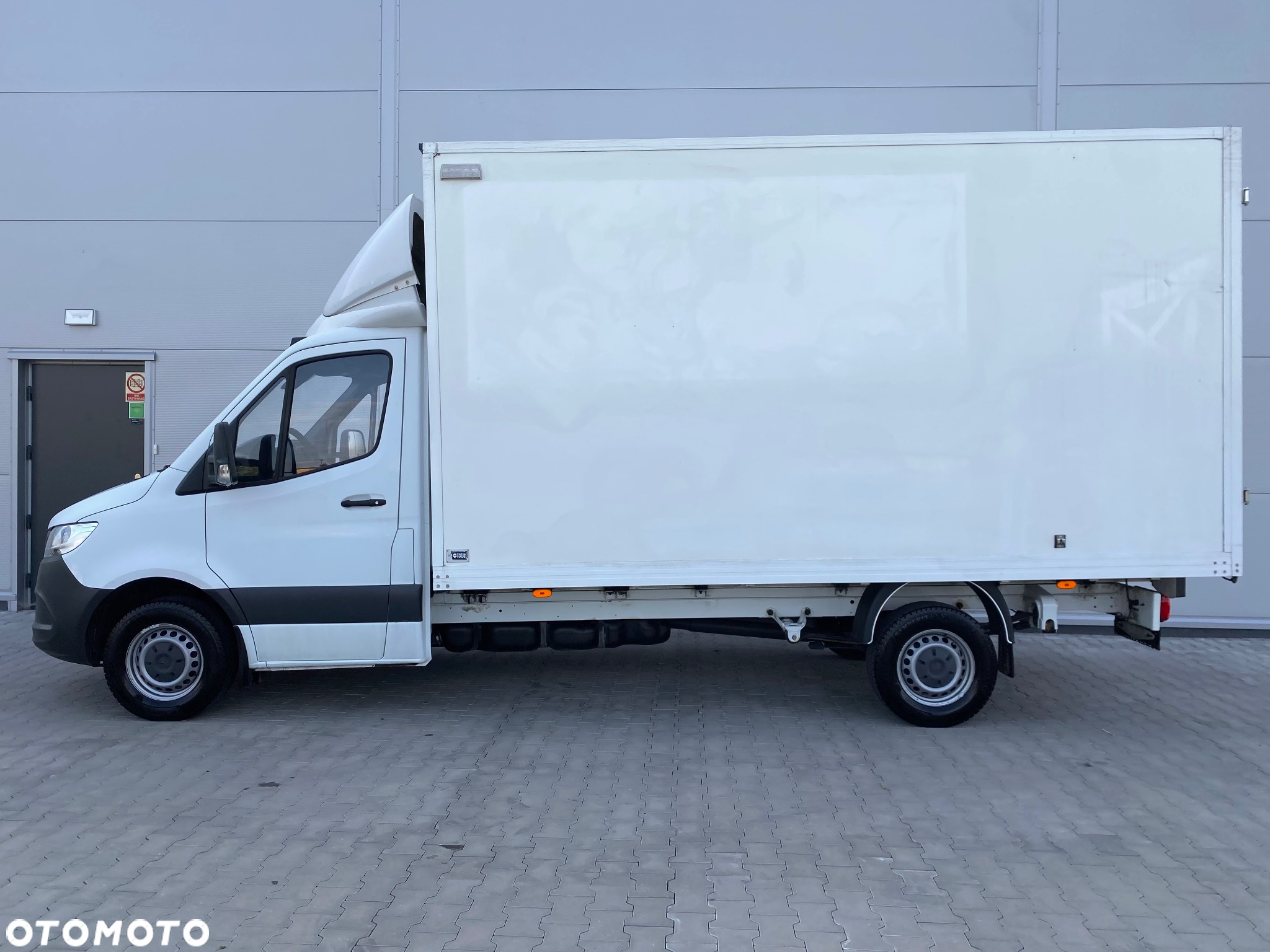 Mercedes-Benz SPRINTER 314 - 11