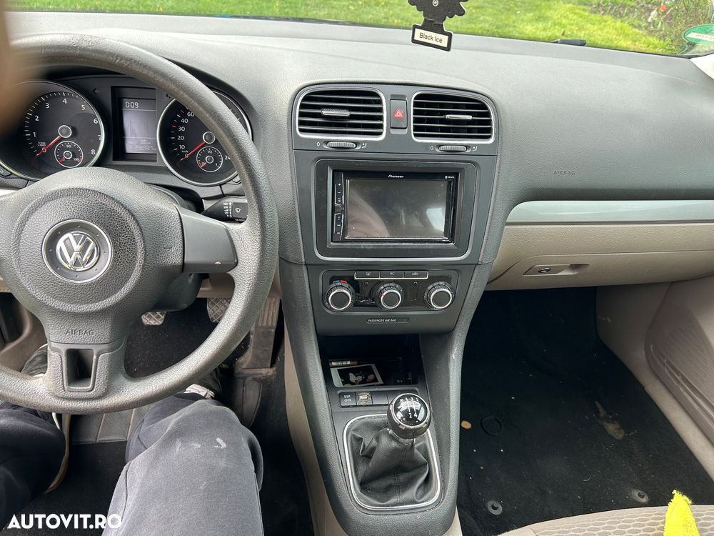 Volkswagen Golf - 13