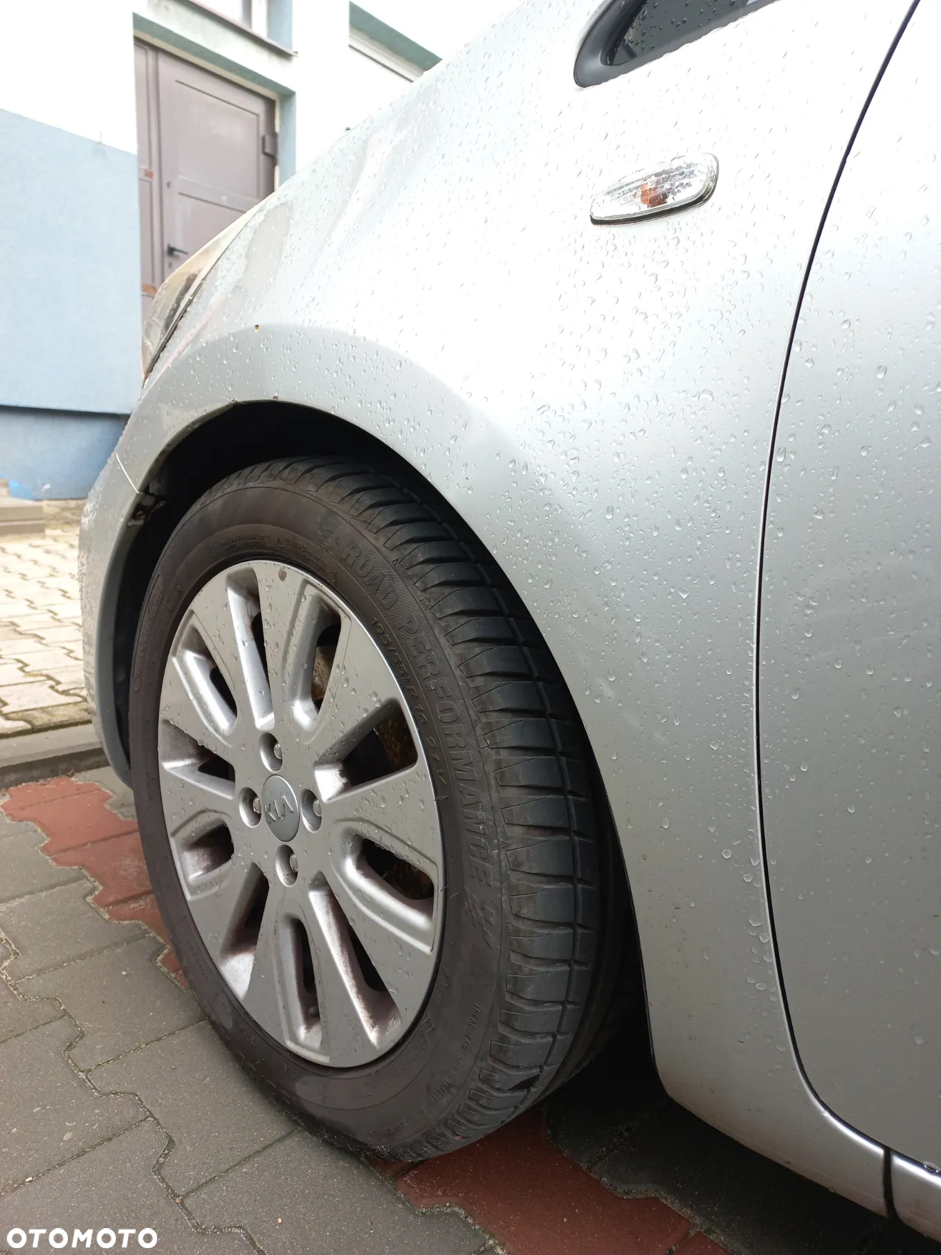 Kia Rio - 8