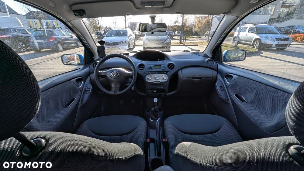 Toyota Yaris 1.3 Luna - 16