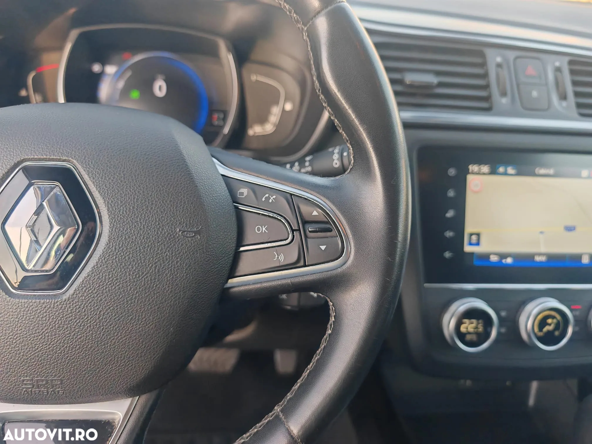 Renault Kadjar BLUE dCi 115 EDC EQUILIBRE - 20