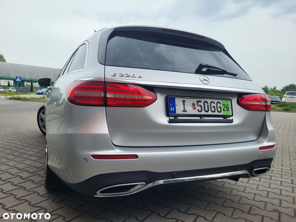 Mercedes-Benz Klasa E 220 d 9G-TRONIC AMG Line - 25