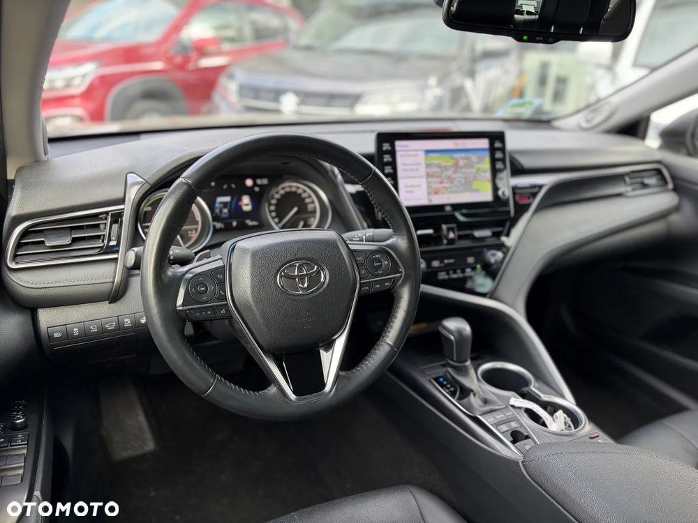 Toyota Camry 2.5 Hybrid Executive CVT - 9