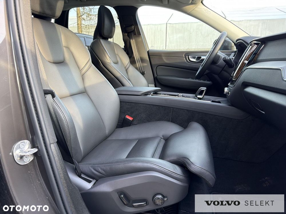Volvo XC 60 - 13