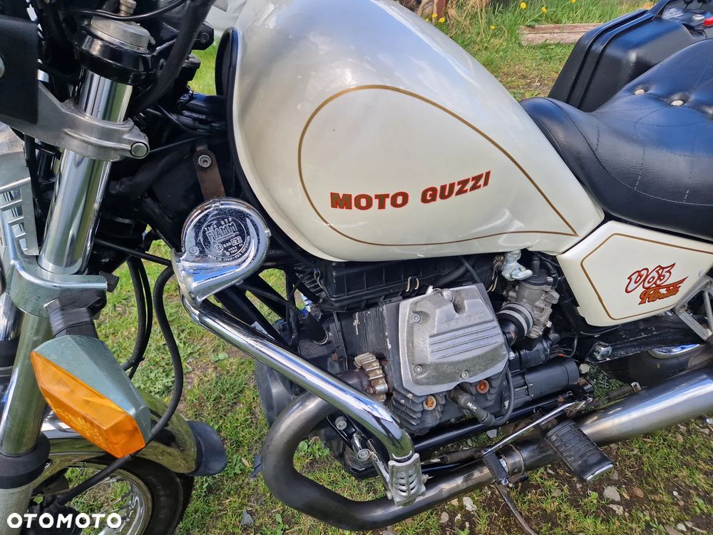 Moto Guzzi California - 28