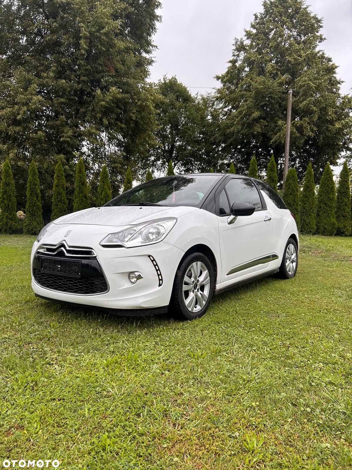 Citroën DS3 BlueHDi 100 SoChic - 1