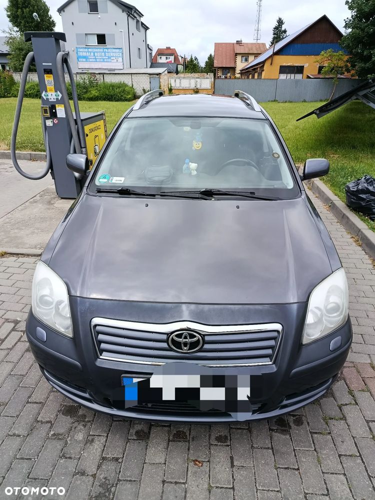 Toyota Avensis 1.8 VVT-i - 2
