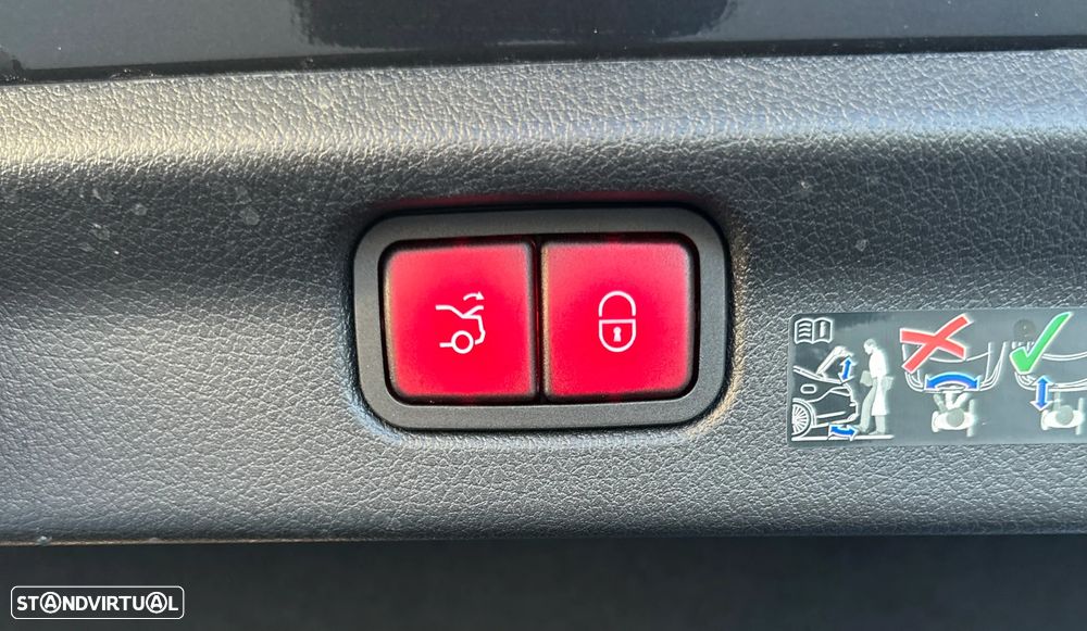 Mercedes-Benz EQE 43 AMG 4Matic - 29