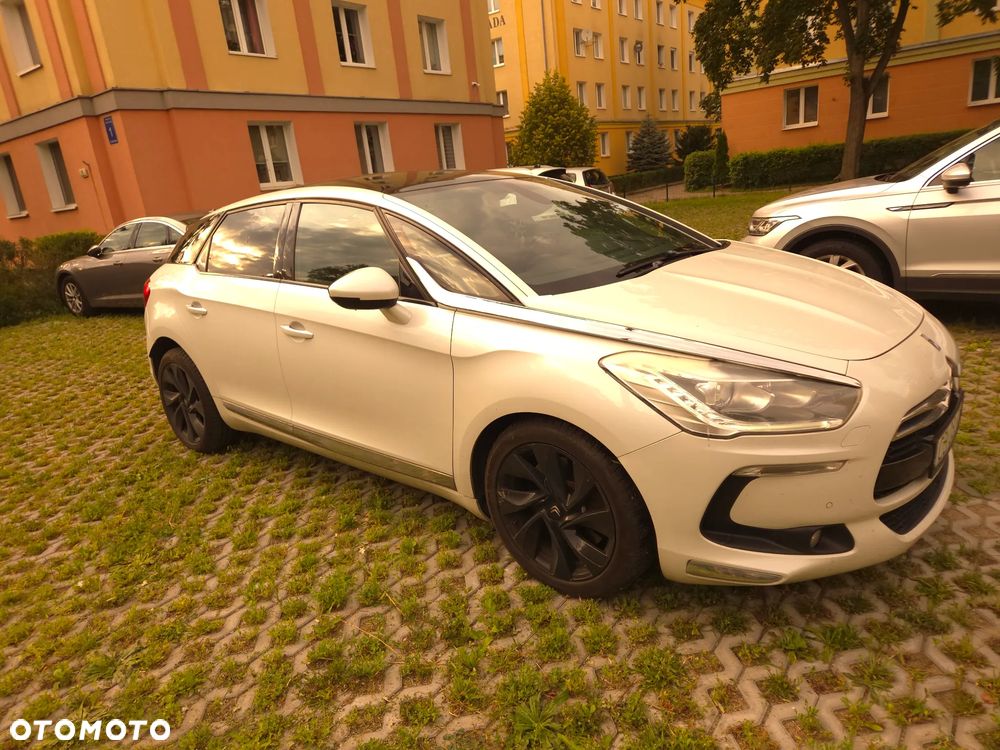 Citroën DS5 2.0 HDi SoChic - 4