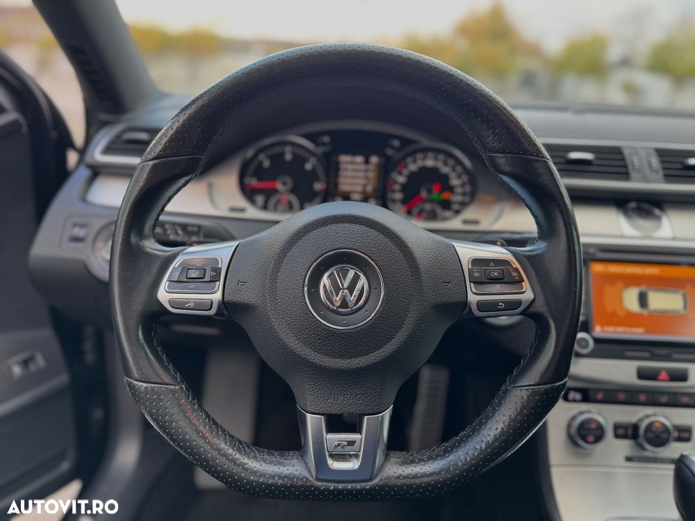 Volkswagen Passat Variant 2.0 TDI DSG BlueMotion Technology R-Line - 27