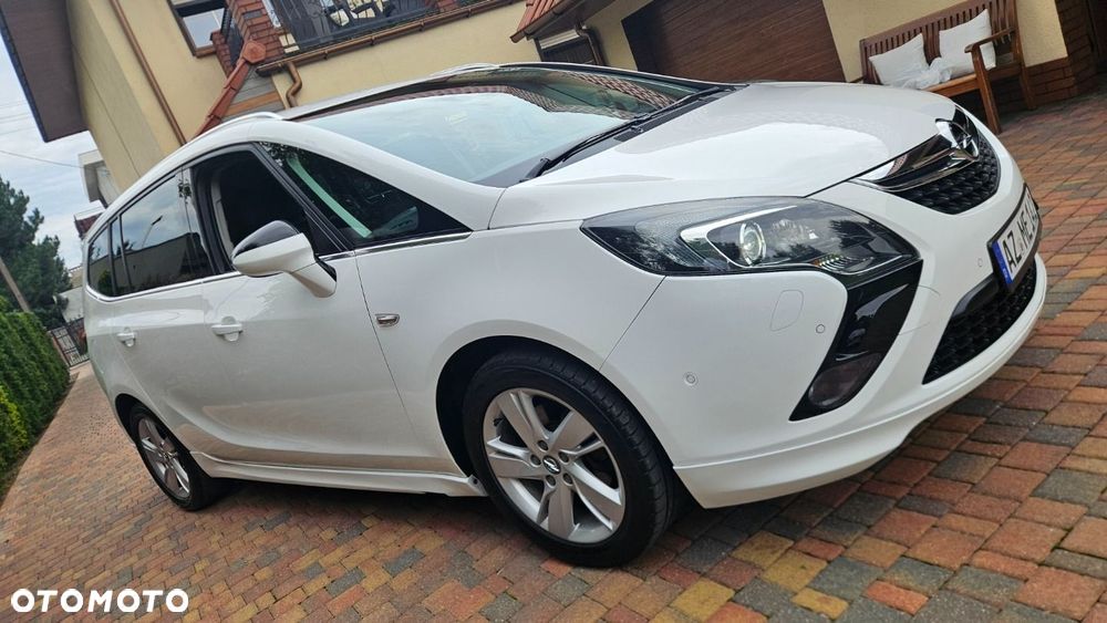 Opel Zafira - 9