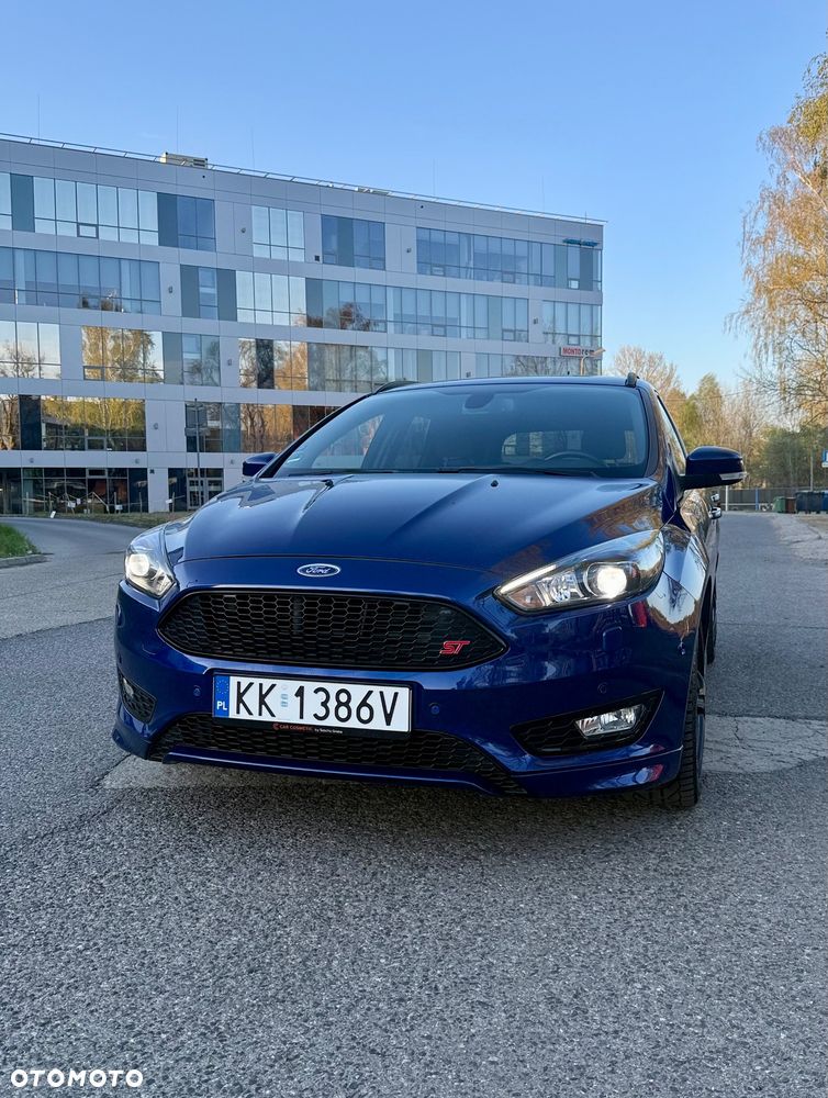 Ford Focus 1.5 EcoBoost STart-Stopp-System ST-LINE - 37