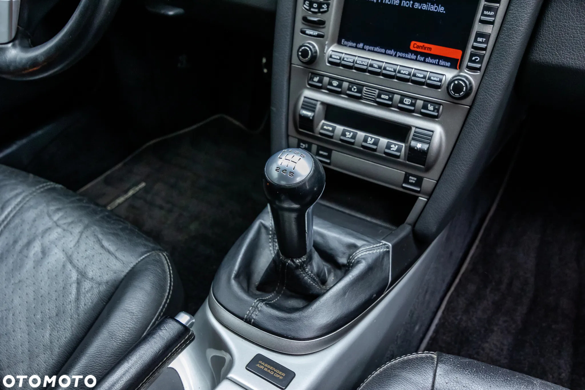 Porsche 911 Carrera 4 - 19