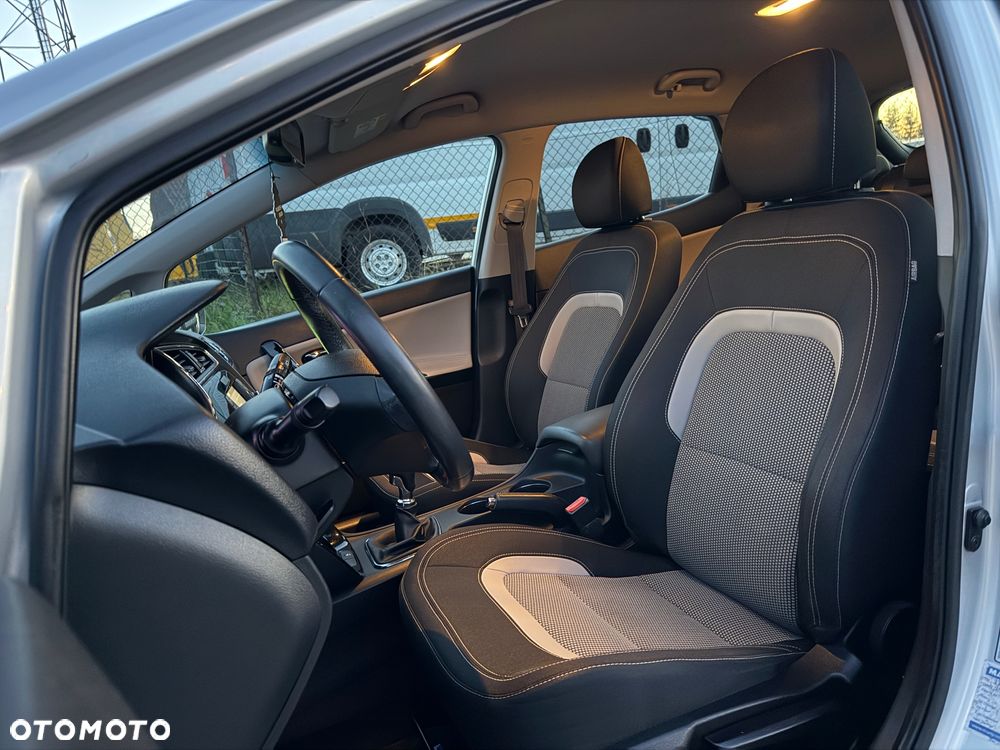 Kia Ceed 1.6 CRDi L - 23