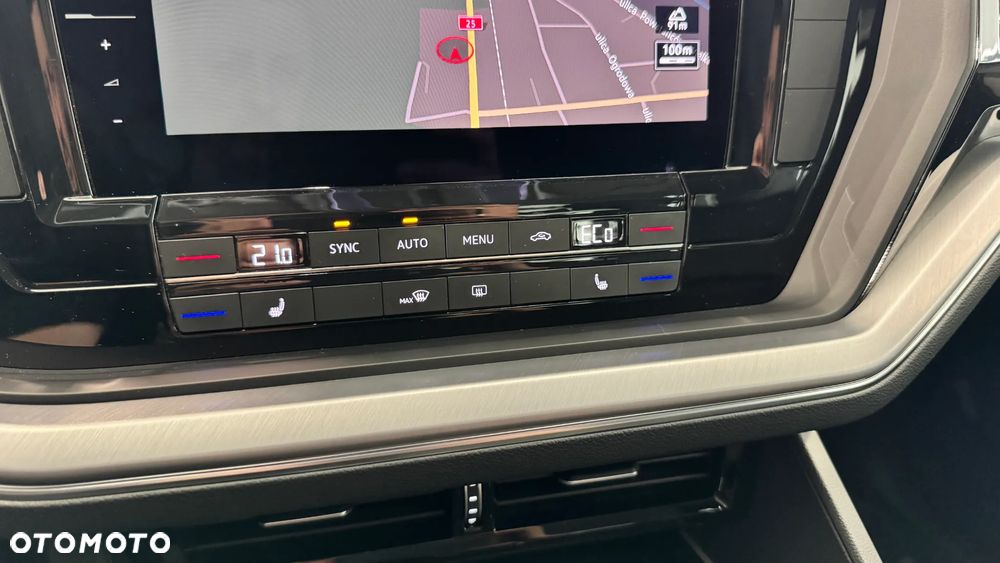 Volkswagen Touareg 3.0 V6 TDI 4Motion - 26