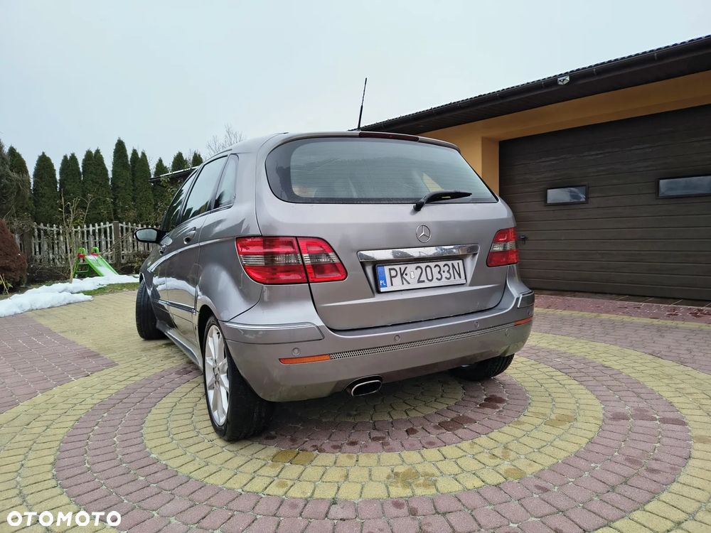 Mercedes-Benz Klasa A 180 CDI Special Edition - 27