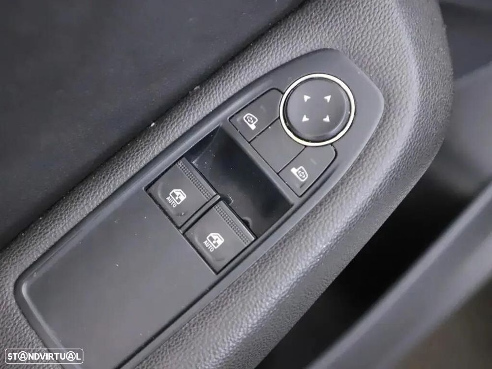 Renault Clio 1.6 E-Tech Intens - 21