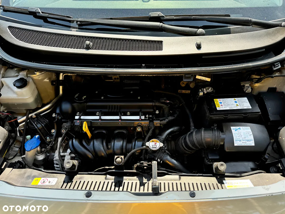 Kia Venga 1.4 CVVT Business Line - 39