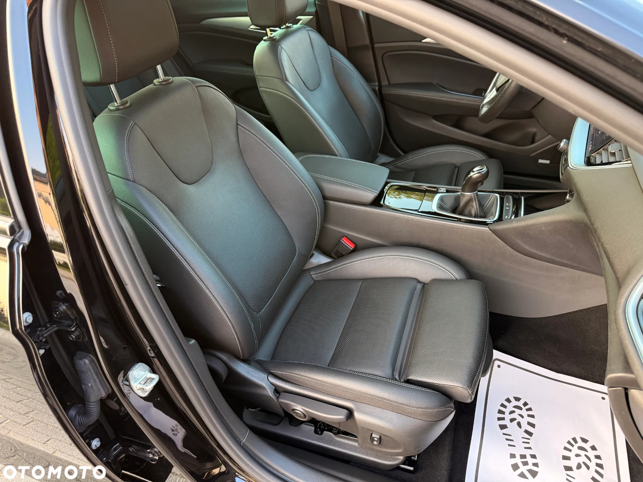 Opel Insignia 2.0 CDTI Business Elegance S&S - 28