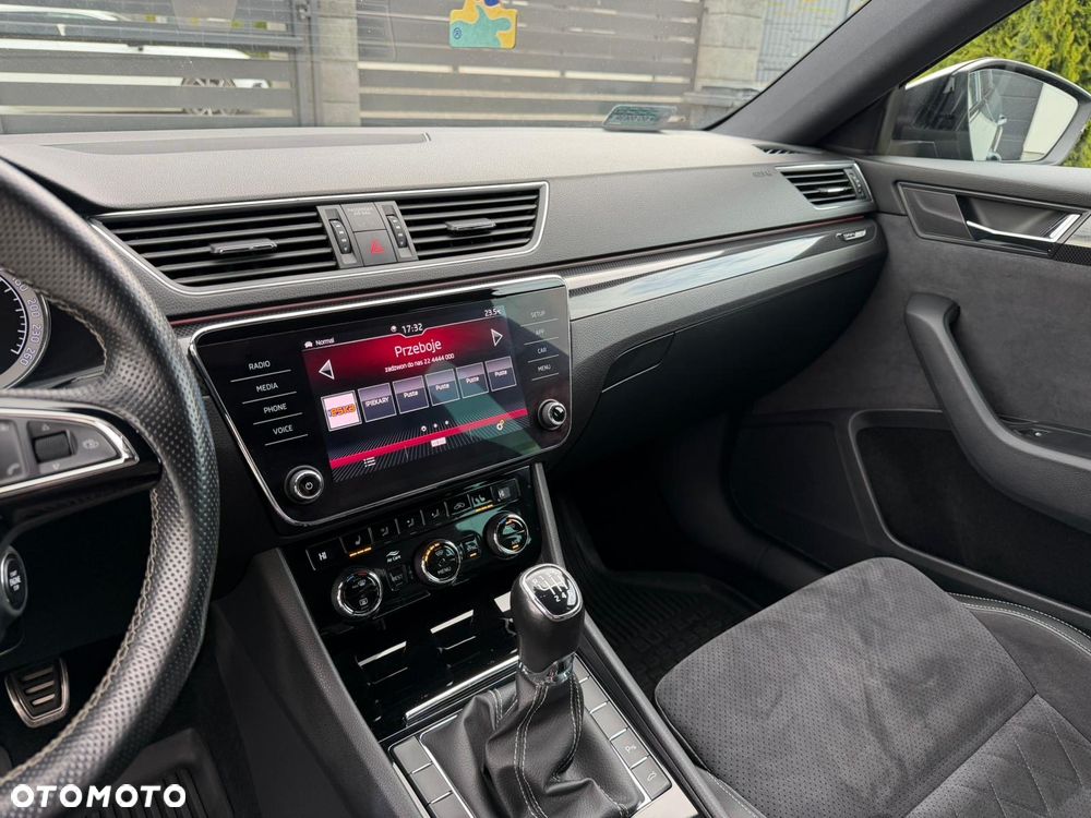 Skoda Superb 1.8 TSI Sportline - 12