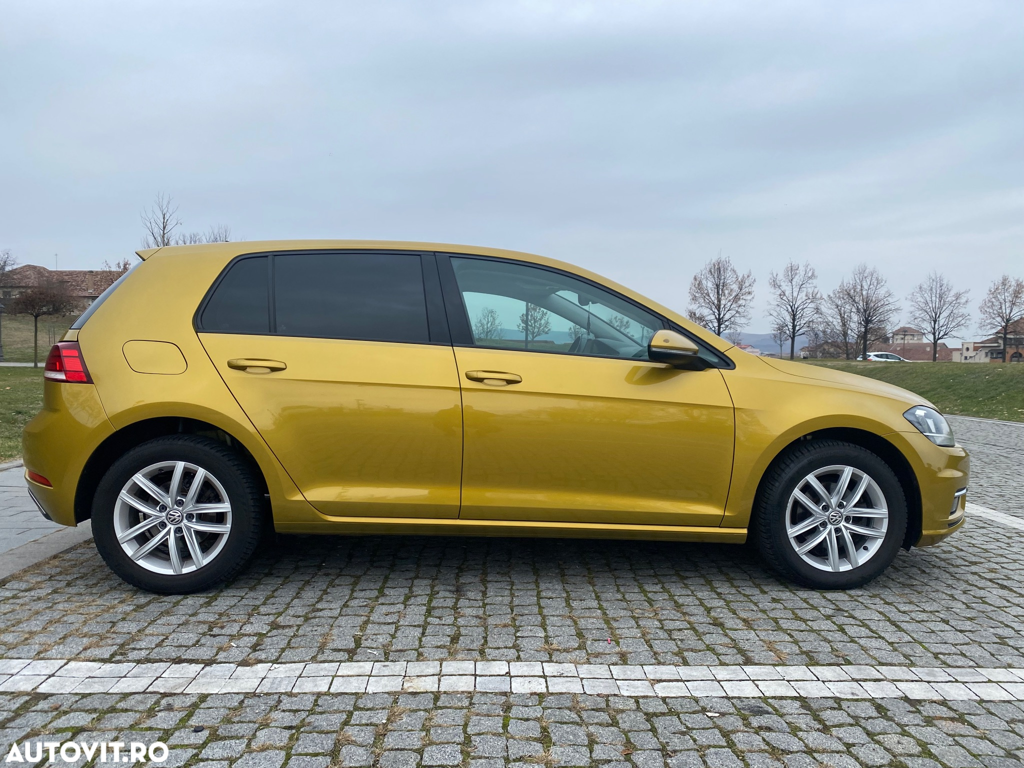 Volkswagen Golf 1.0 TSI (BlueMotion Technology) Comfortline - 7