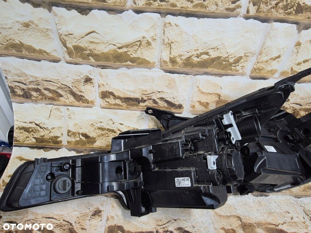 hyundai elantra VII 7 zwykła lampa soczewka europejsa oryginał demontaż - 10