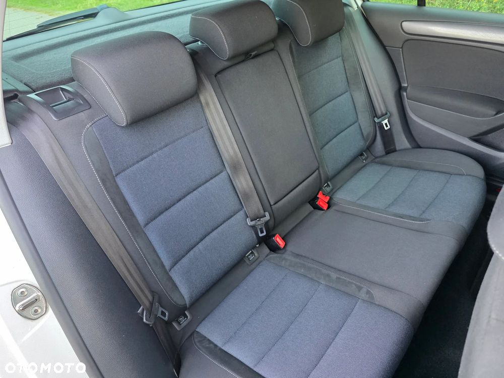 Volkswagen Golf 1.2 TSI Style - 29