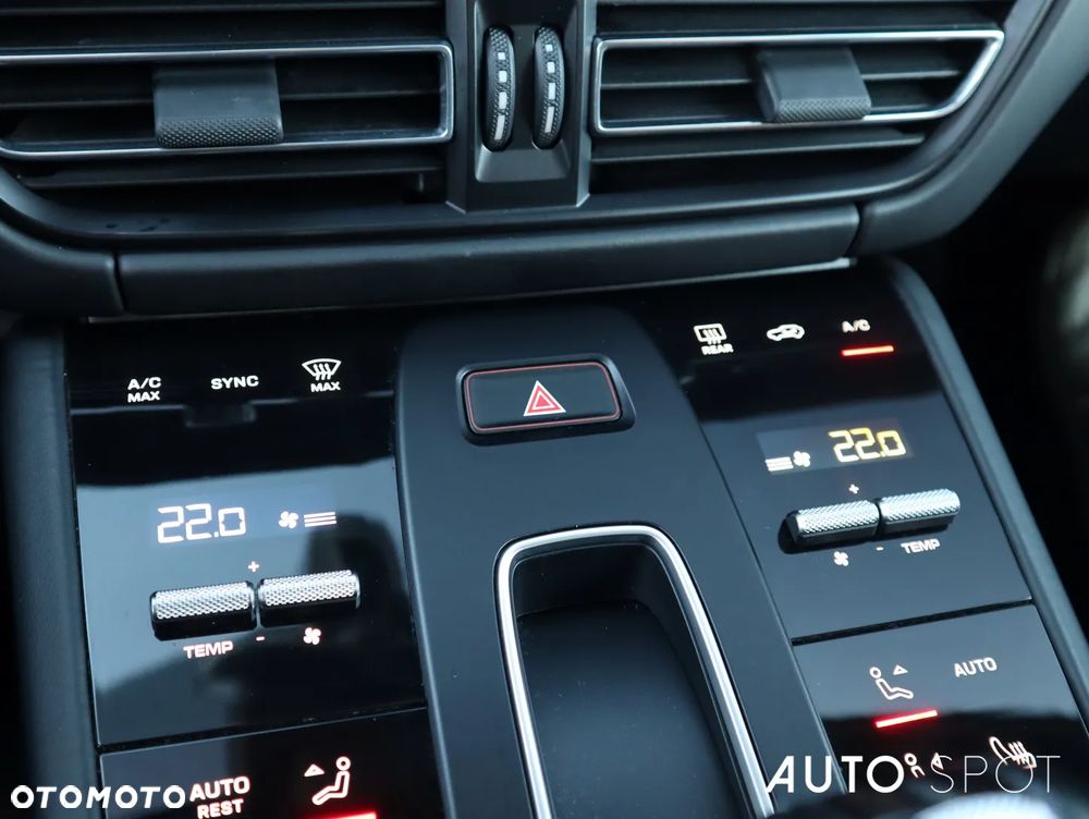 Porsche Macan GTS - 34