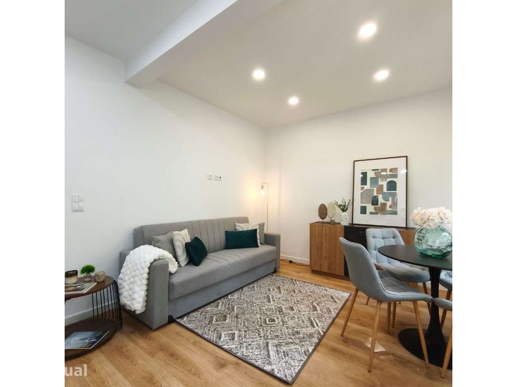 Apartamento T2, totalmente remodelado, Benfica - Grande imagem: 5/24
