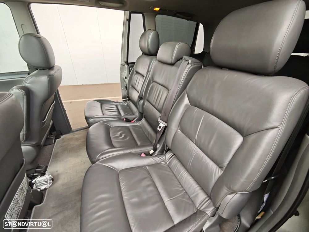 Toyota Previa 2.0 D4D Pack+EP - 19