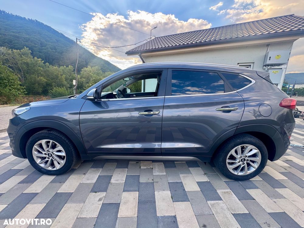 Hyundai Tucson blue 1.7 CRDi 2WD Passion - 24