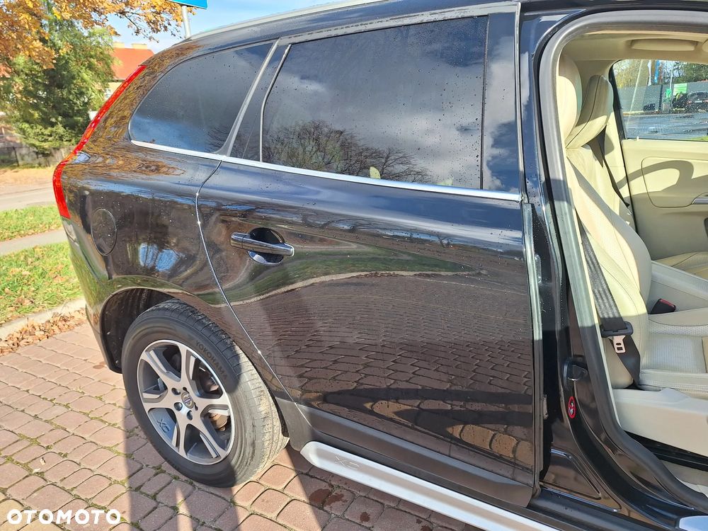 Volvo XC 60 T6 AWD Summum - 4