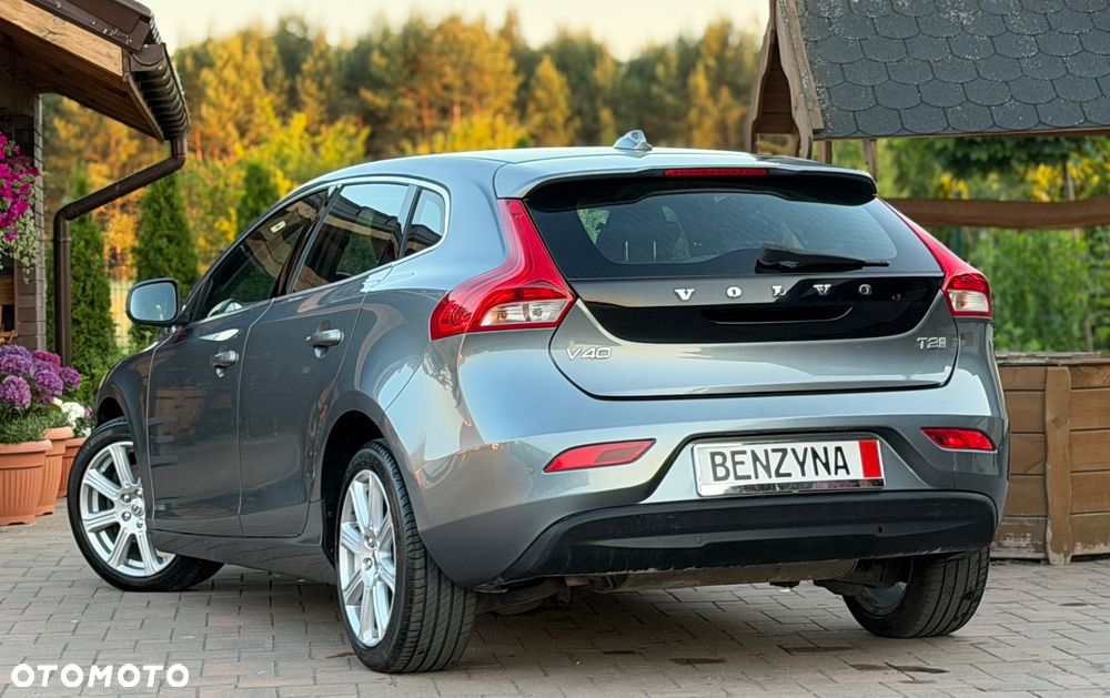 Volvo V40 T2 Inscription - 29